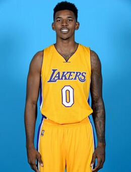 魔鬼赛程！阿森纳后面将陆续迎战桑德兰、热刺、拜仁、切尔西（阿森纳魔鬼连轴赛：先后对阵桑德兰、热刺、拜仁、切尔西）